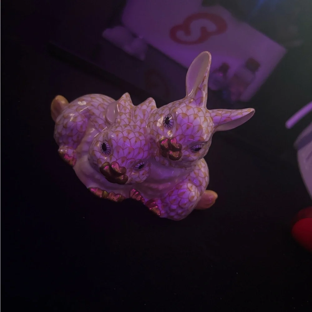 Herend hand painted first edition butterscotch rabbits with gold accents - Picture 4 of 8